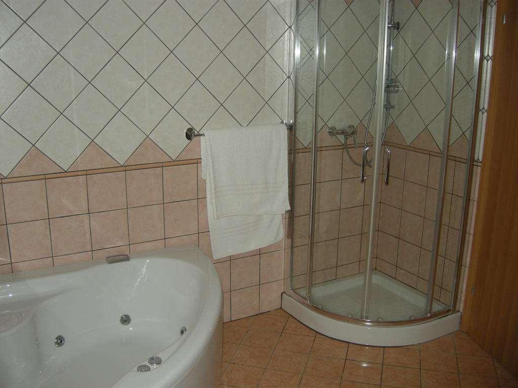George Hotel Barcellona-Pozzo di Gotto Rum bild